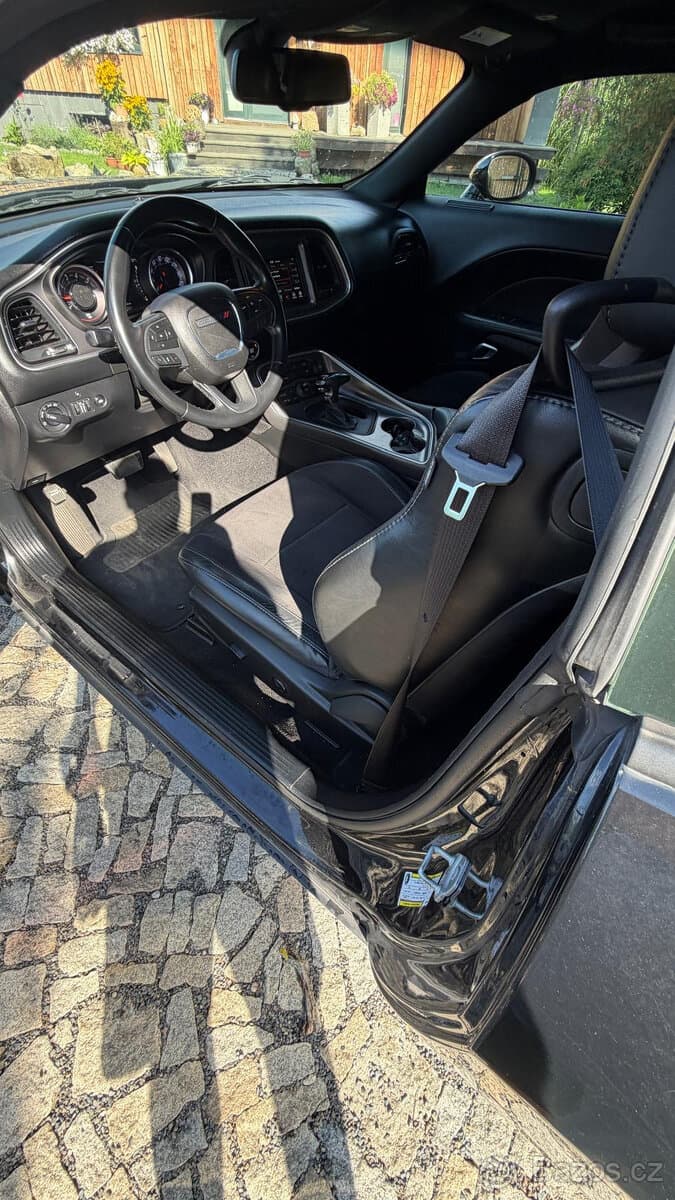 2019 Dodge CHALLENGER - 7