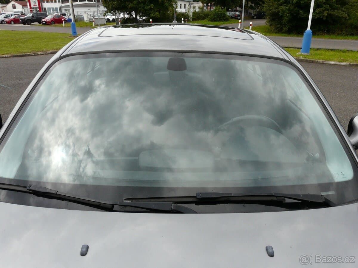 2011 BMW 1-SERIES - 7