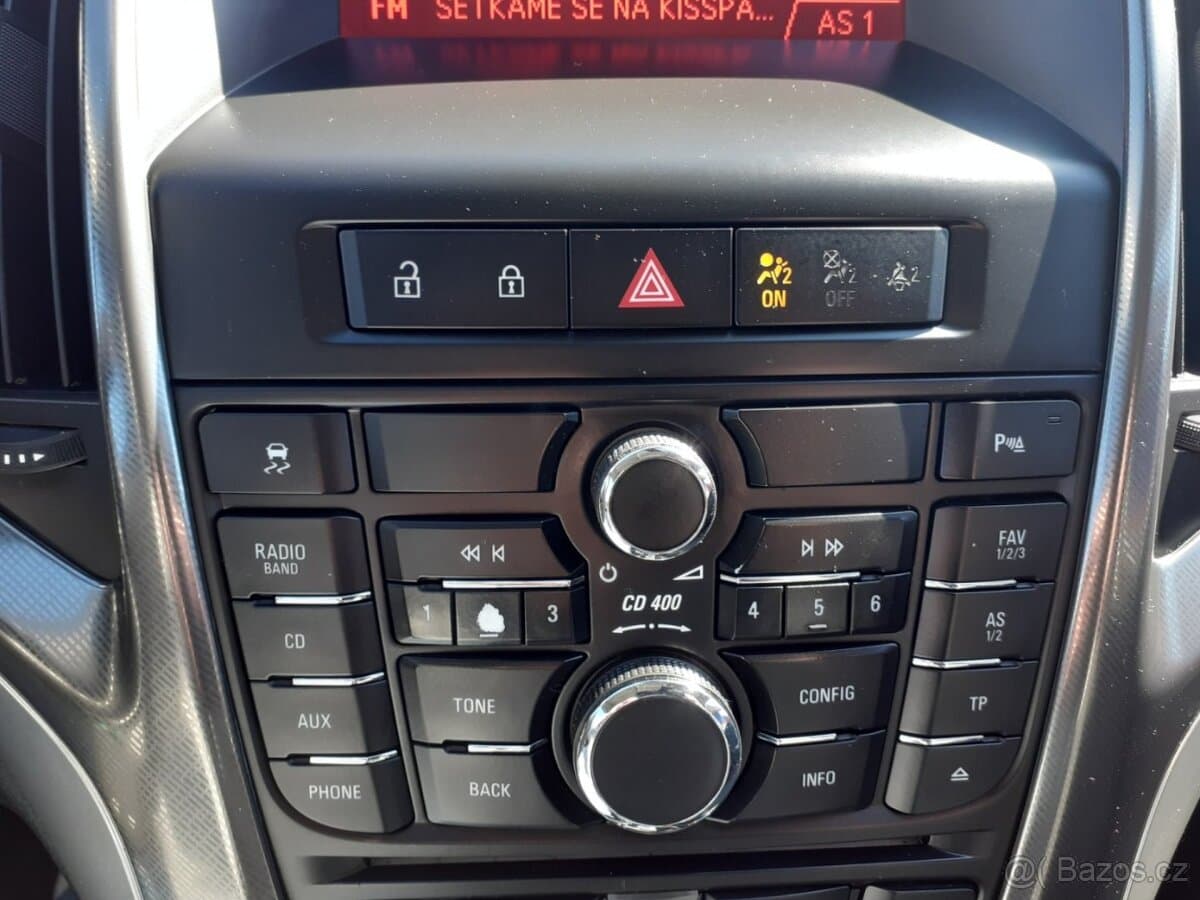 2011 Opel ASTRA - 7