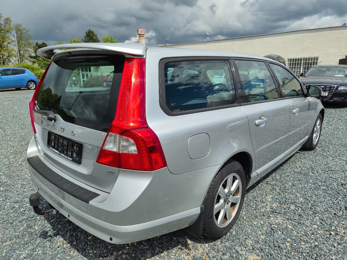 2008 Volvo V70 - 7