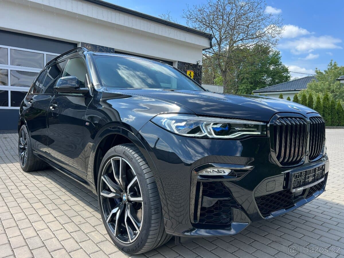 2021 BMW X7 - 7
