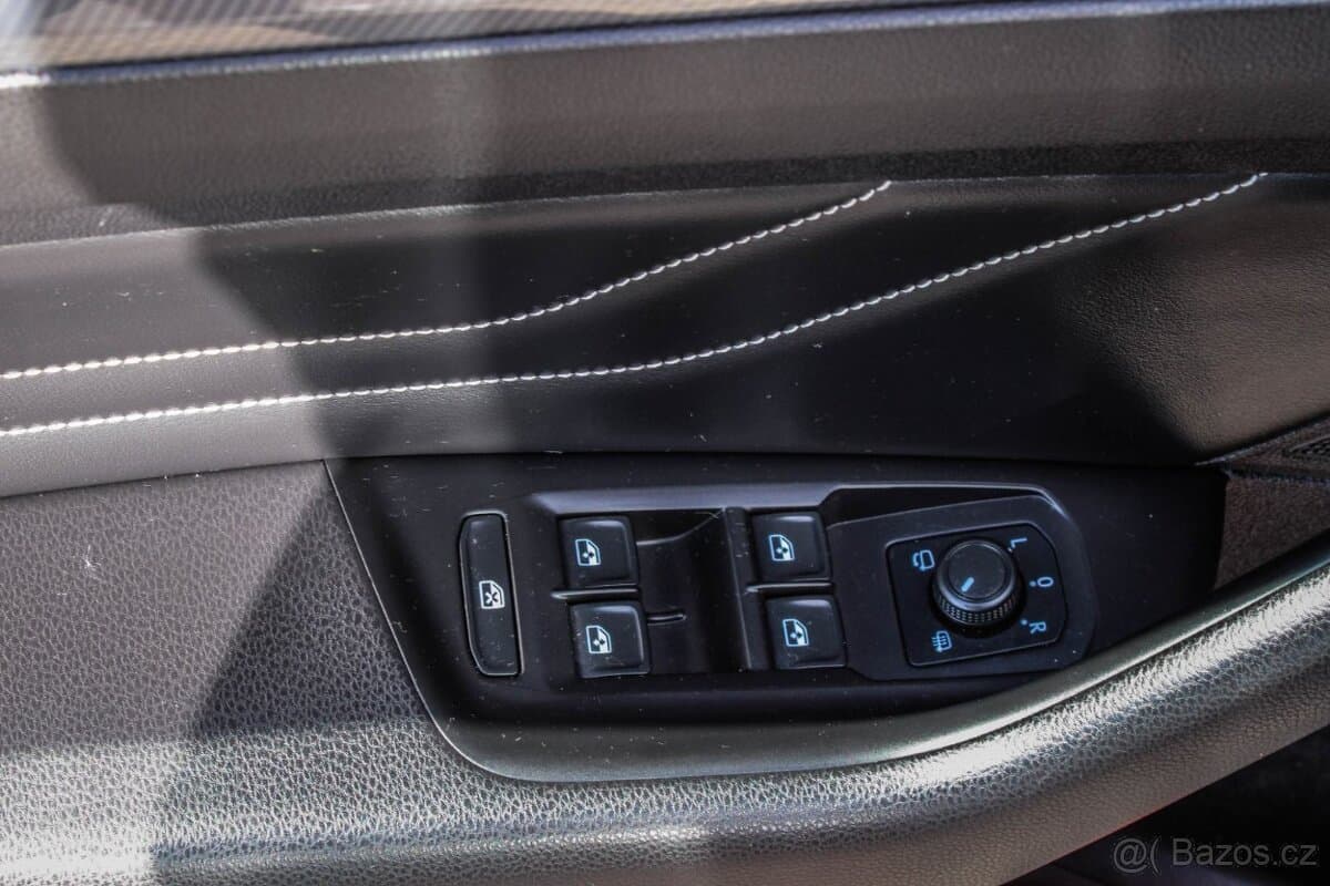 2020 Volkswagen PASSAT - 7
