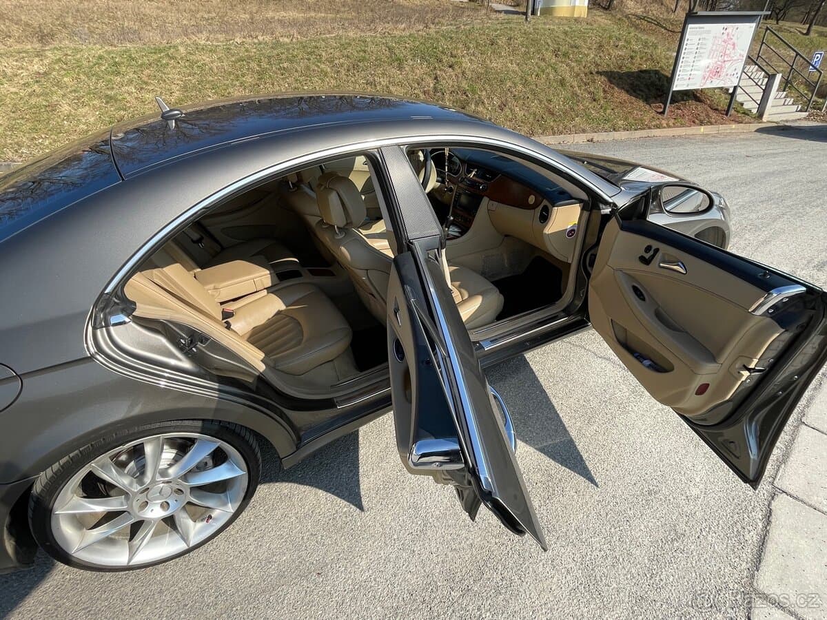 2007 Mercedes-Benz CLS - 7