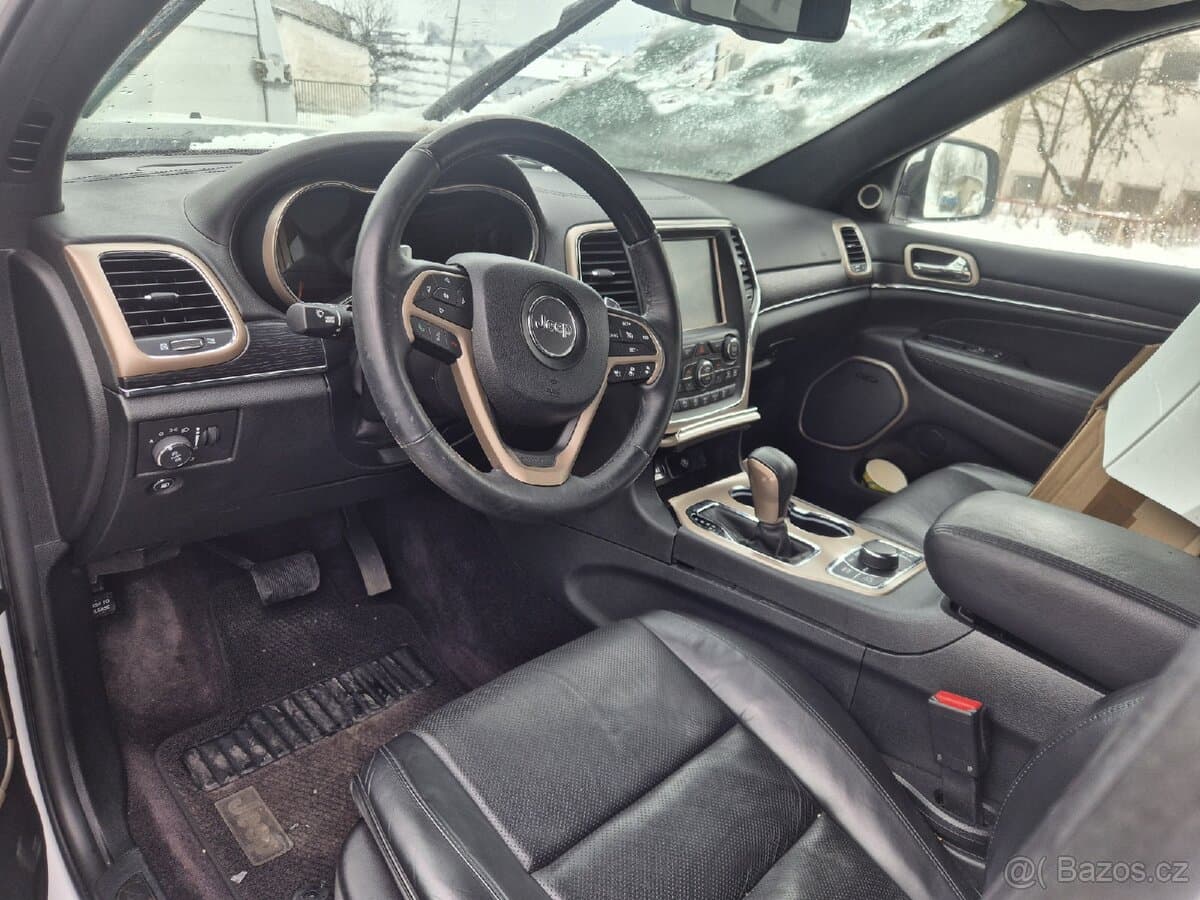 2016 Jeep CHEROKEE - 7