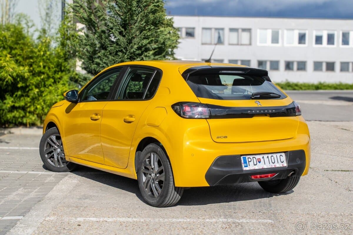 2021 Peugeot 208 - 7