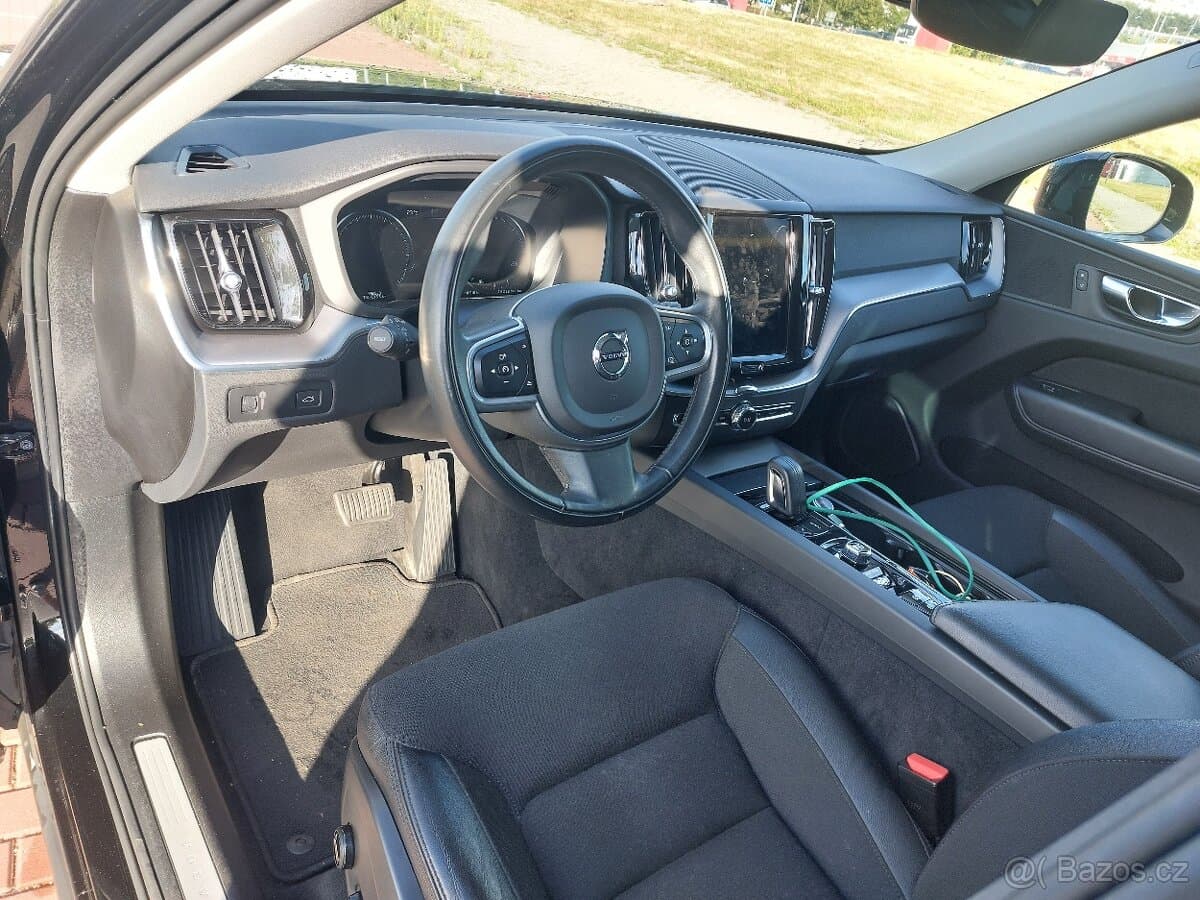 2021 Volvo XC60 - 7