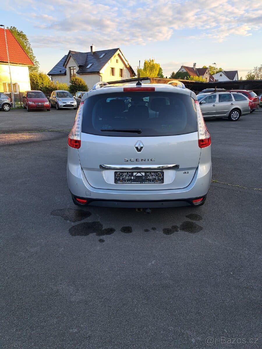 2015 Renault SCENIC - 7