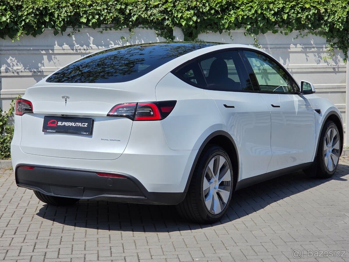 2023 Tesla MODEL Y - 7