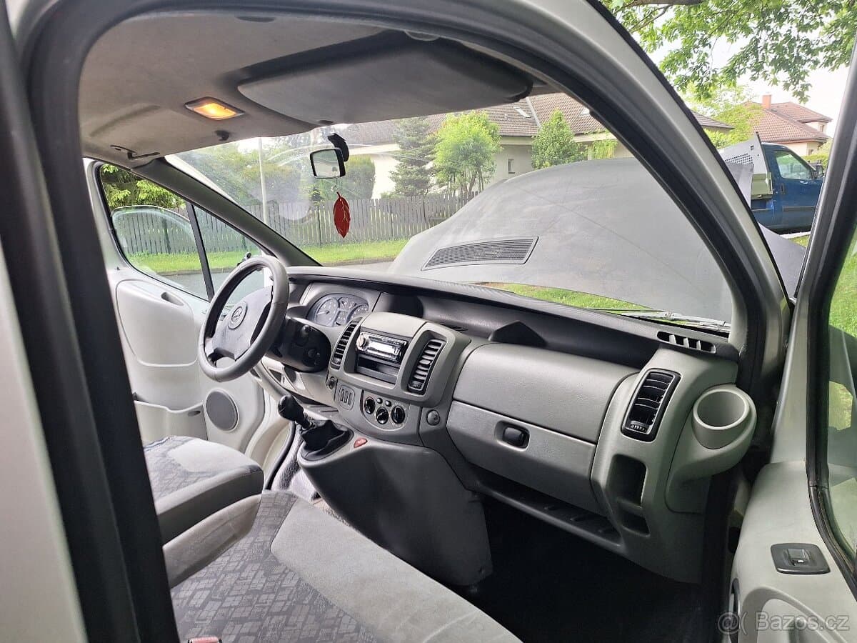 Opel VIVARO - 7