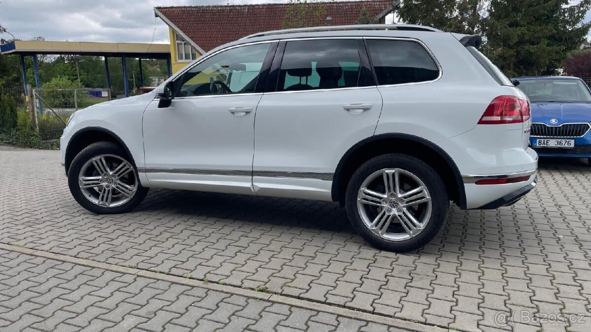 2016 Volkswagen TOUAREG - 7