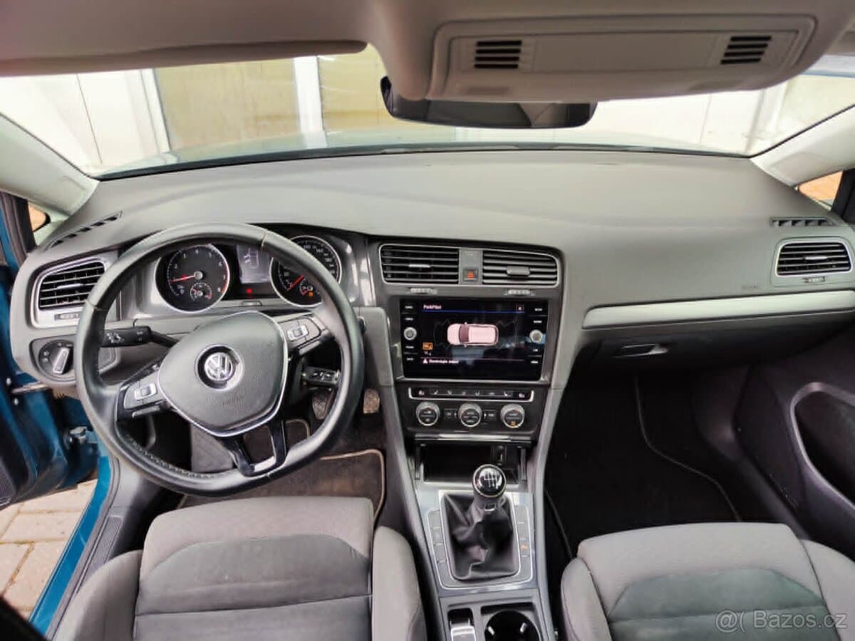Volkswagen GOLF - 7