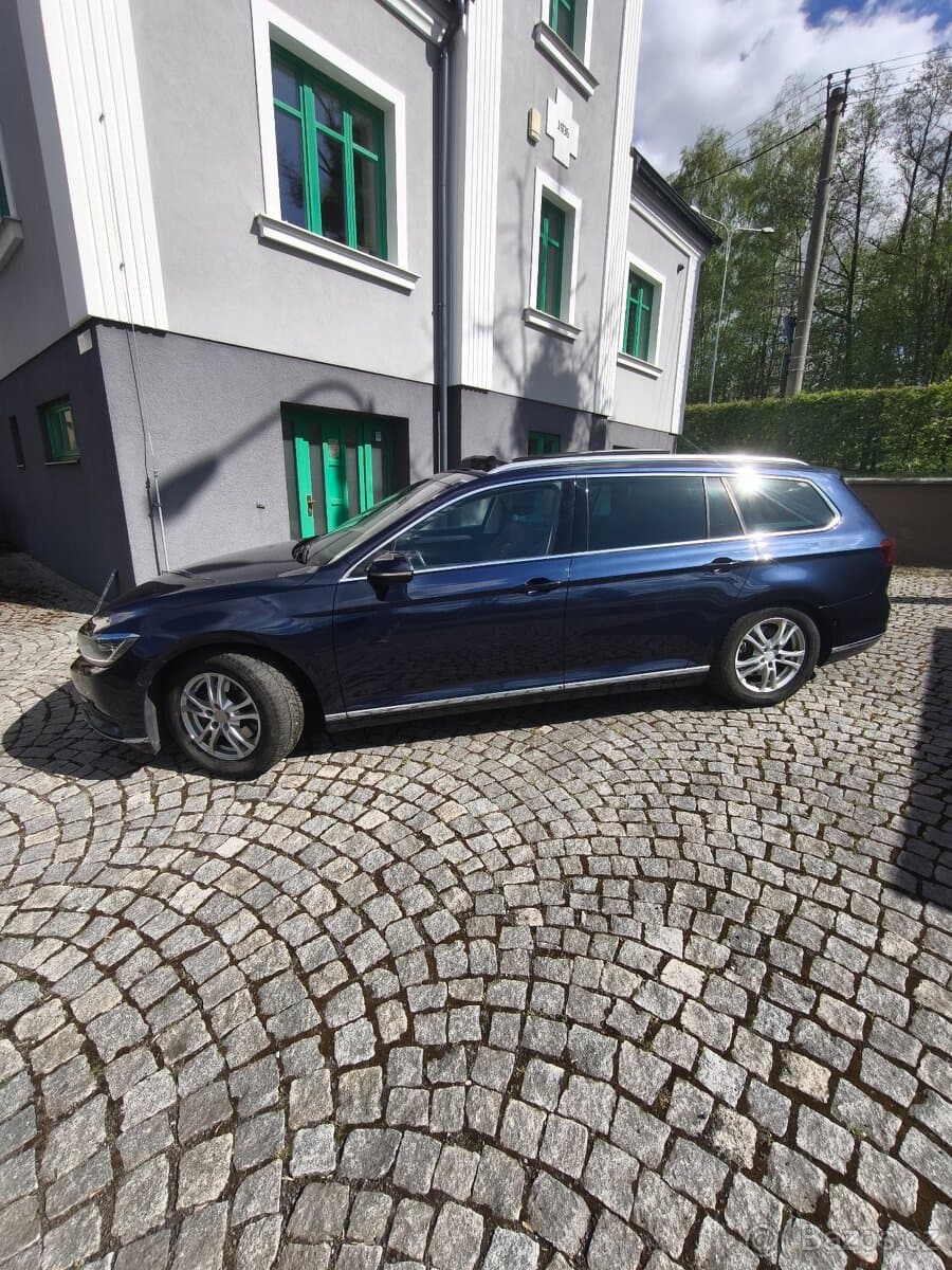 2015 Volkswagen PASSAT - 7