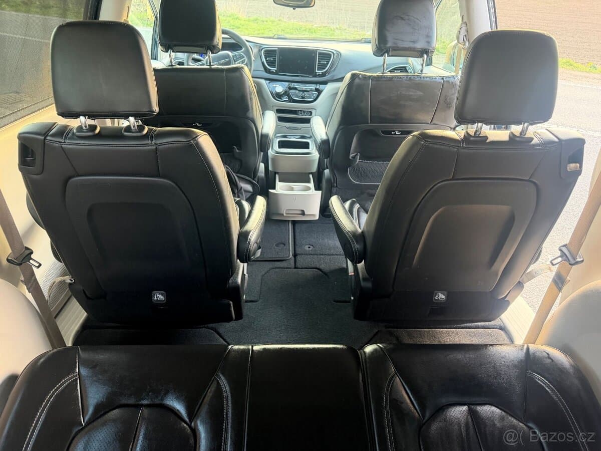 2023 Chrysler PACIFICA - 7