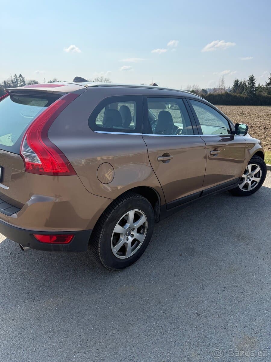 2010 Volvo XC60 - 7