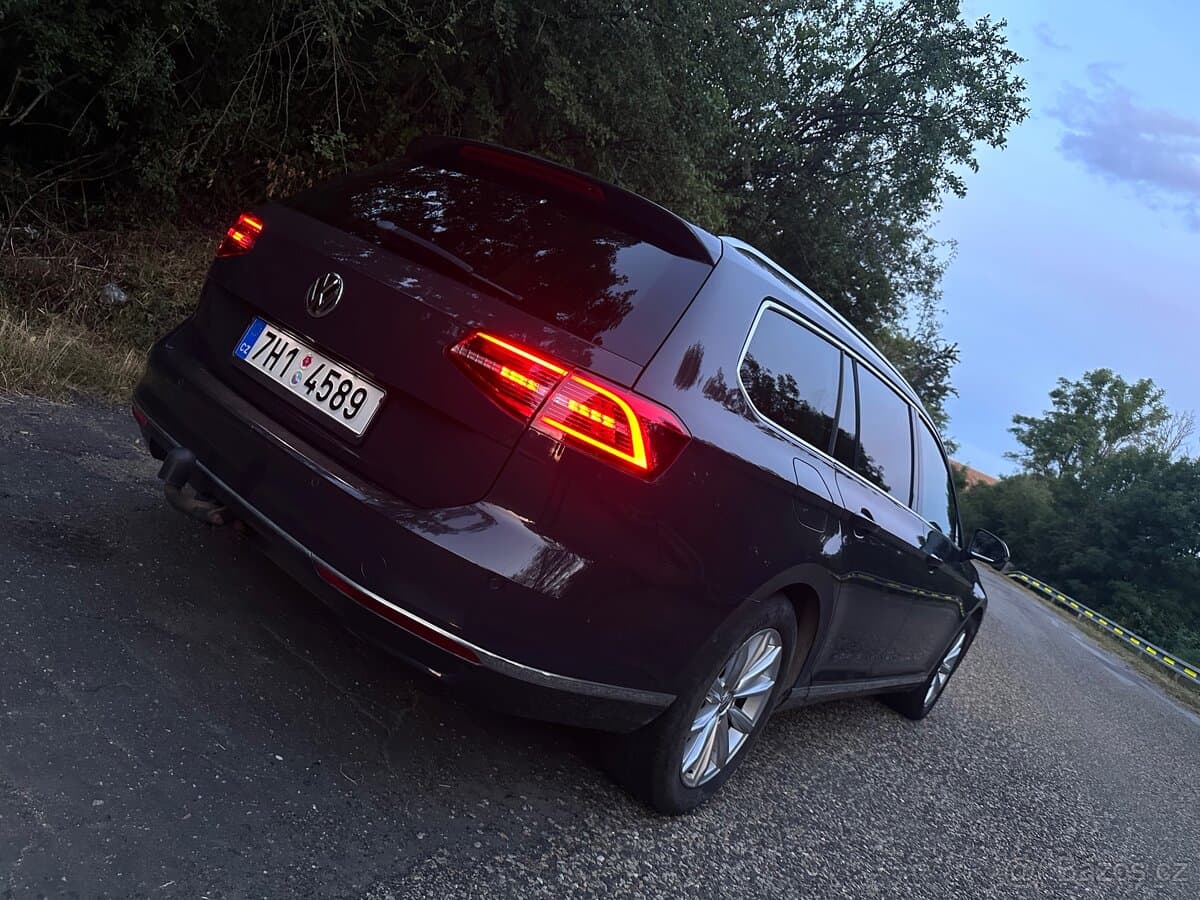 Volkswagen PASSAT - 7