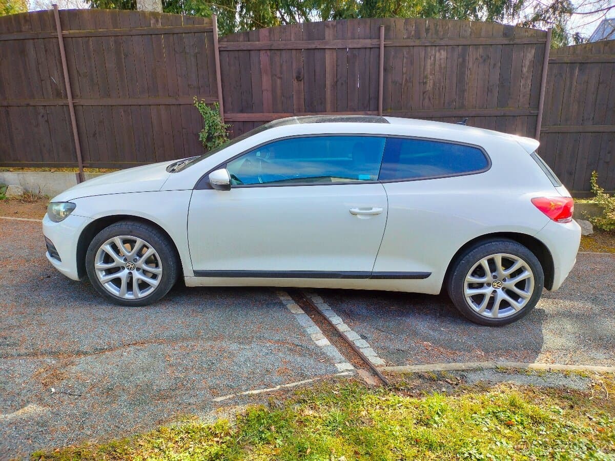 2010 Volkswagen SCIROCCO - 7