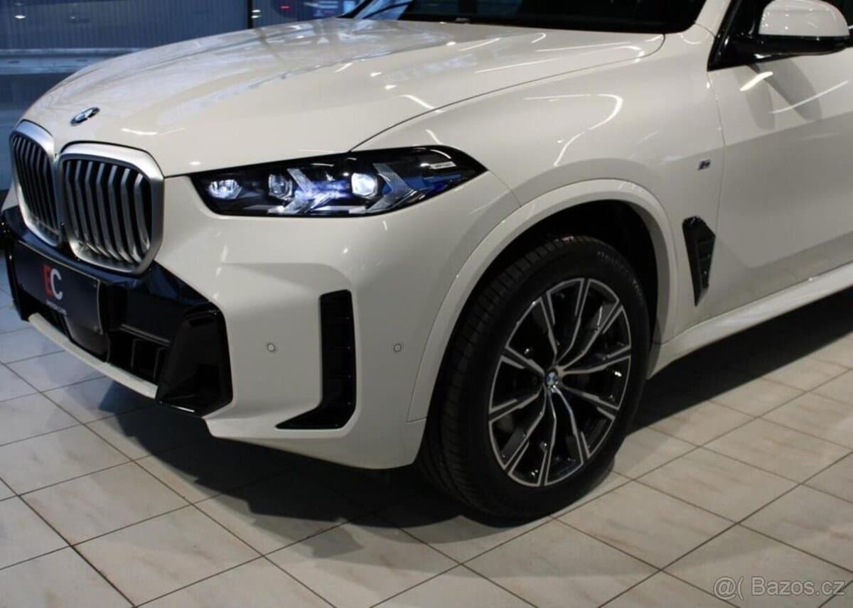 2024 BMW X5 - 7