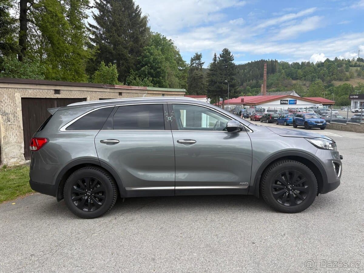 2016 Kia SORENTO - 7
