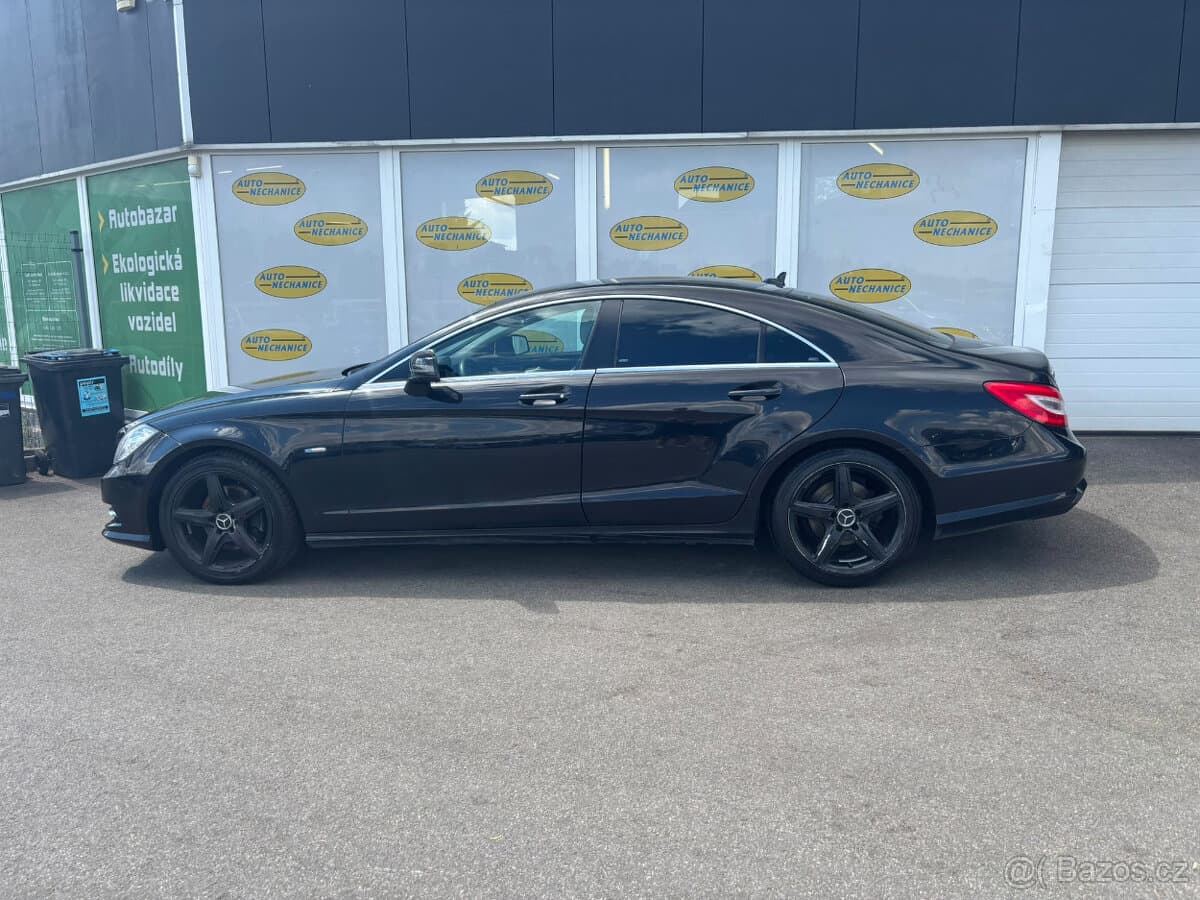 2011 Mercedes-Benz CLS - 7