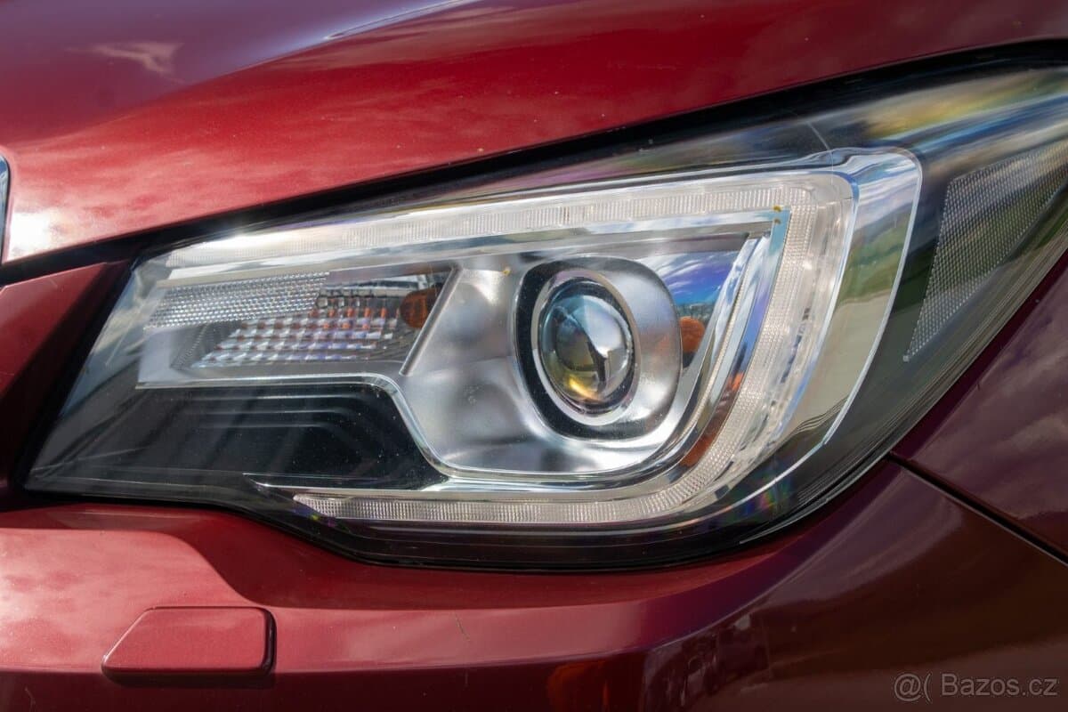 2018 Subaru FORESTER - 7