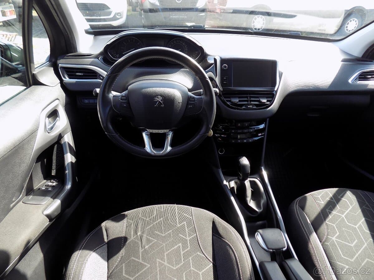 2018 Peugeot 2008 - 7