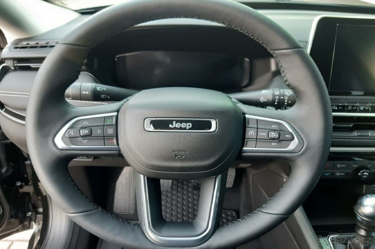 2025 Jeep COMPASS - 7