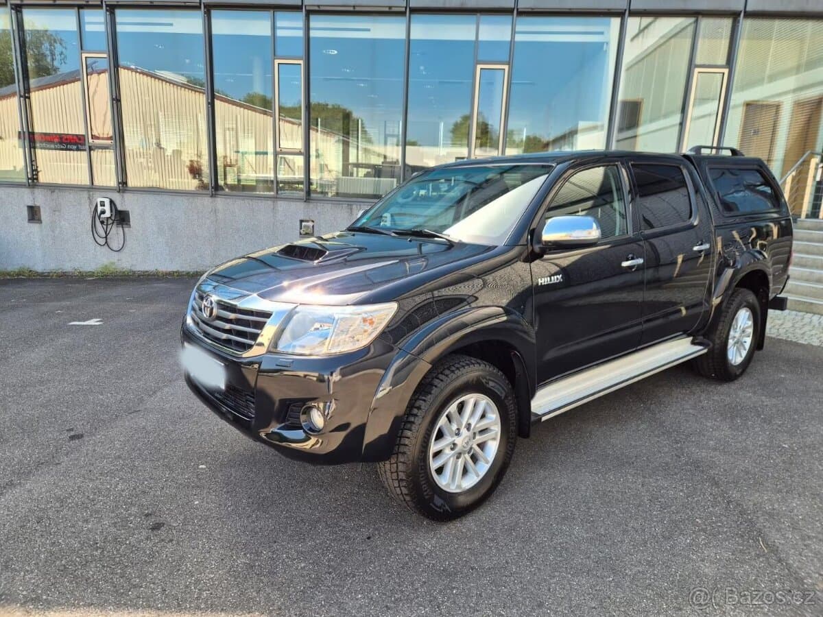 2015 Toyota HILUX - 7