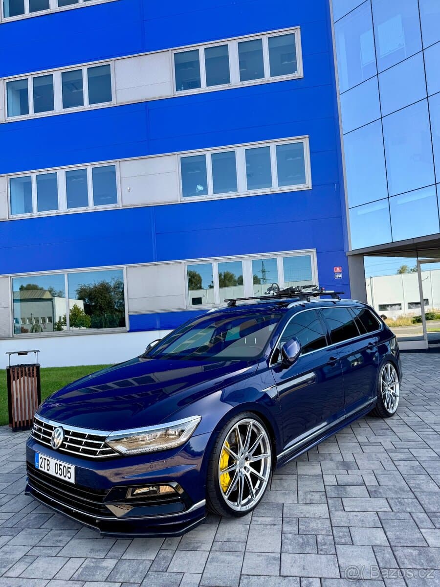 2018 Volkswagen PASSAT - 7