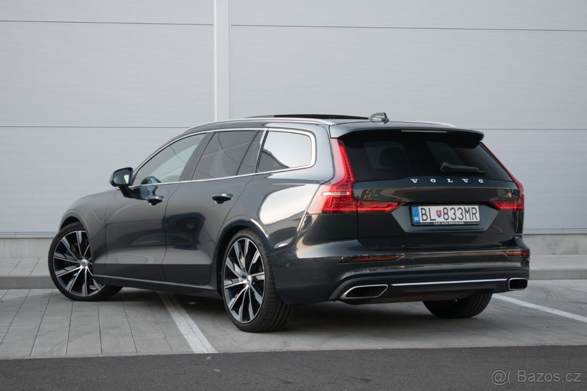 2018 Volvo V60 - 7