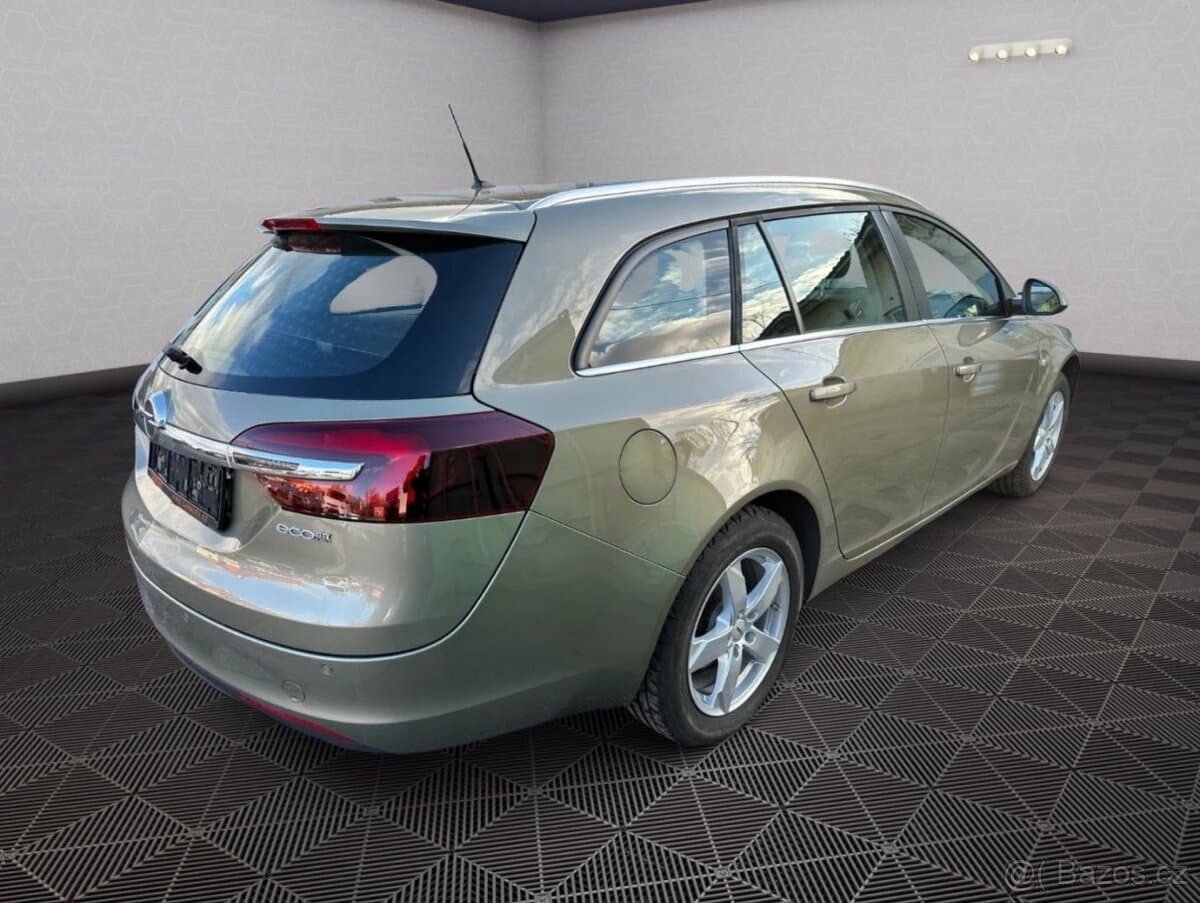 2015 Opel INSIGNIA - 7
