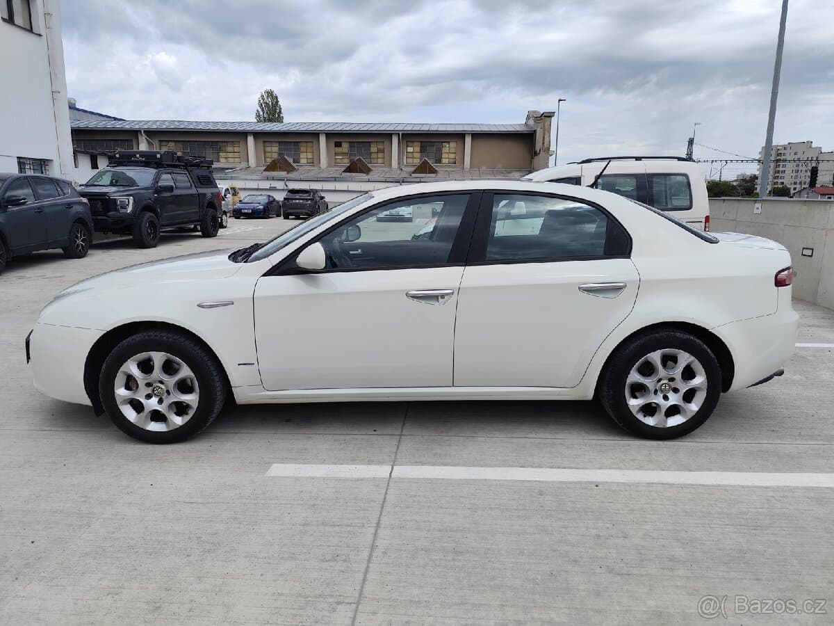 Alfa Romeo 159 - 7