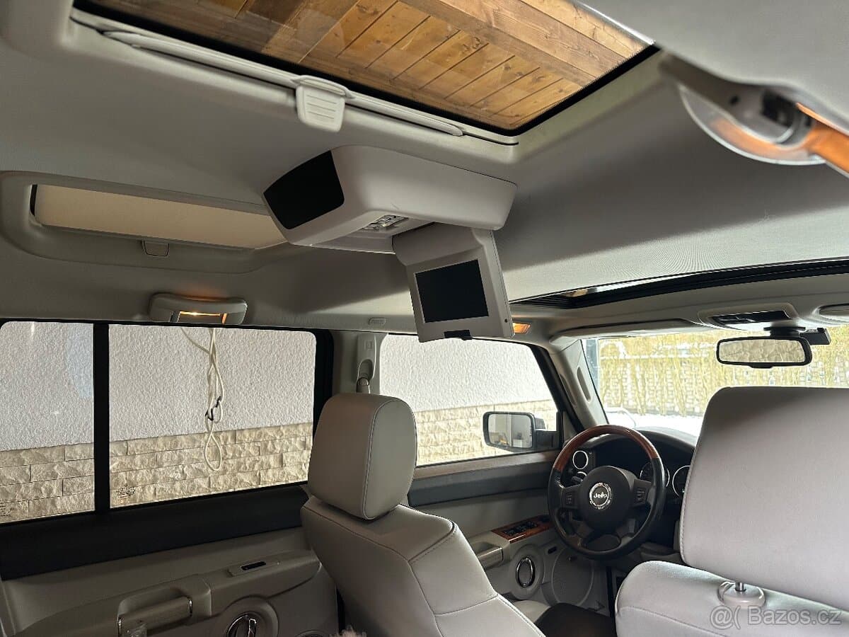 2008 Jeep COMMANDER - 7