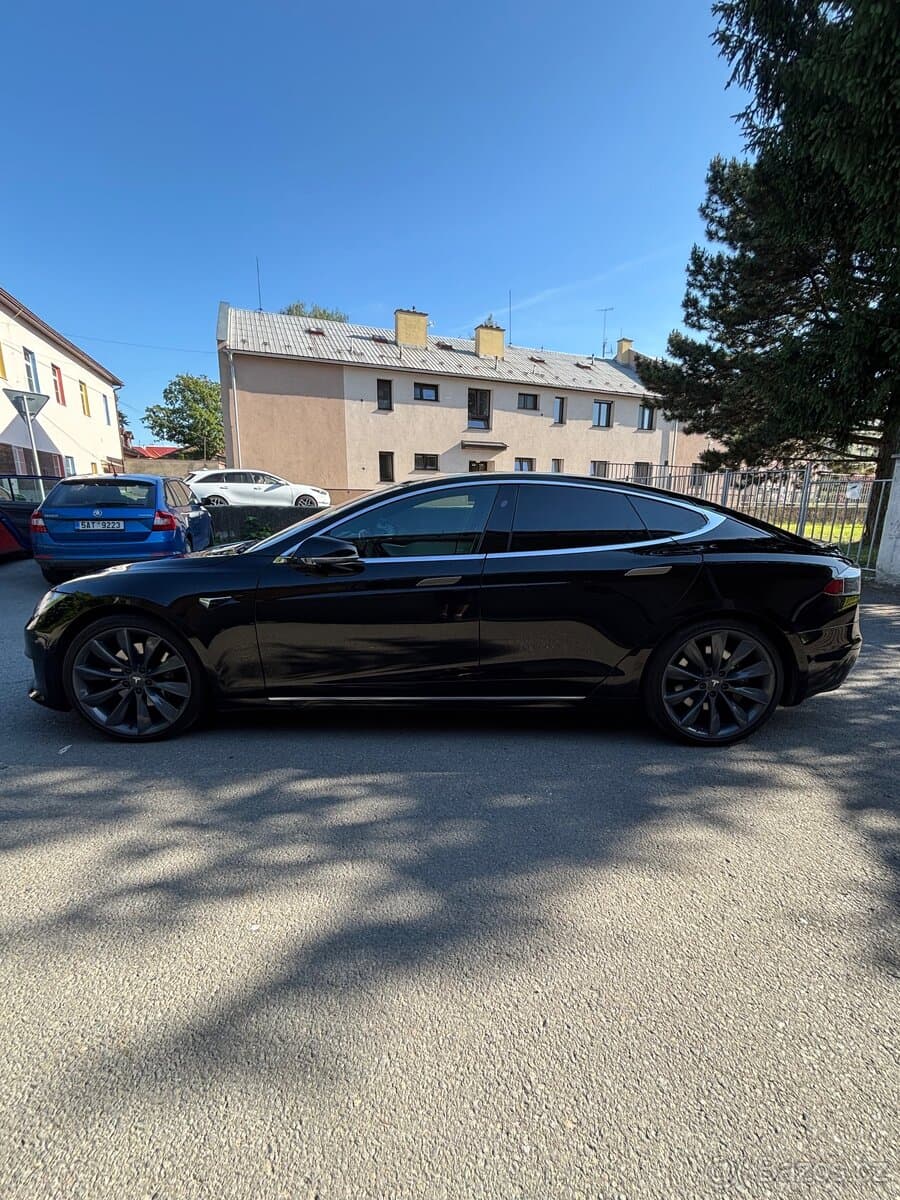 2018 Tesla MODEL S - 7