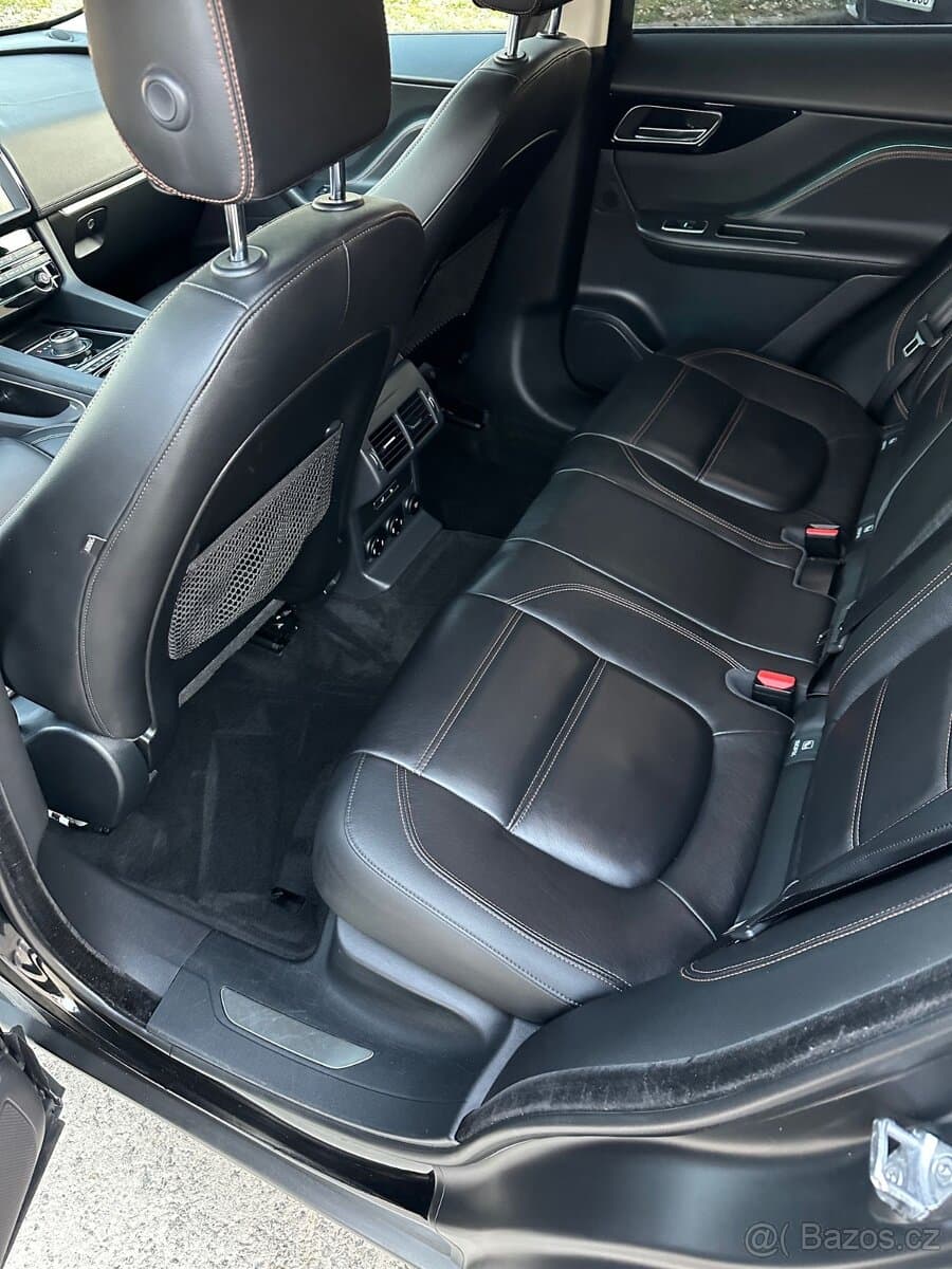 2019 Jaguar F-PACE - 7