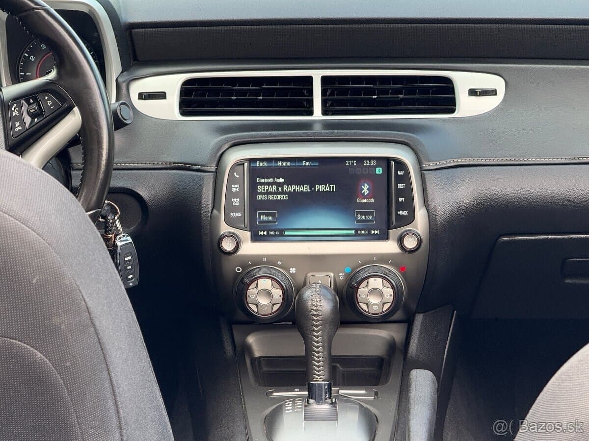 2015 Chevrolet CAMARO - 7