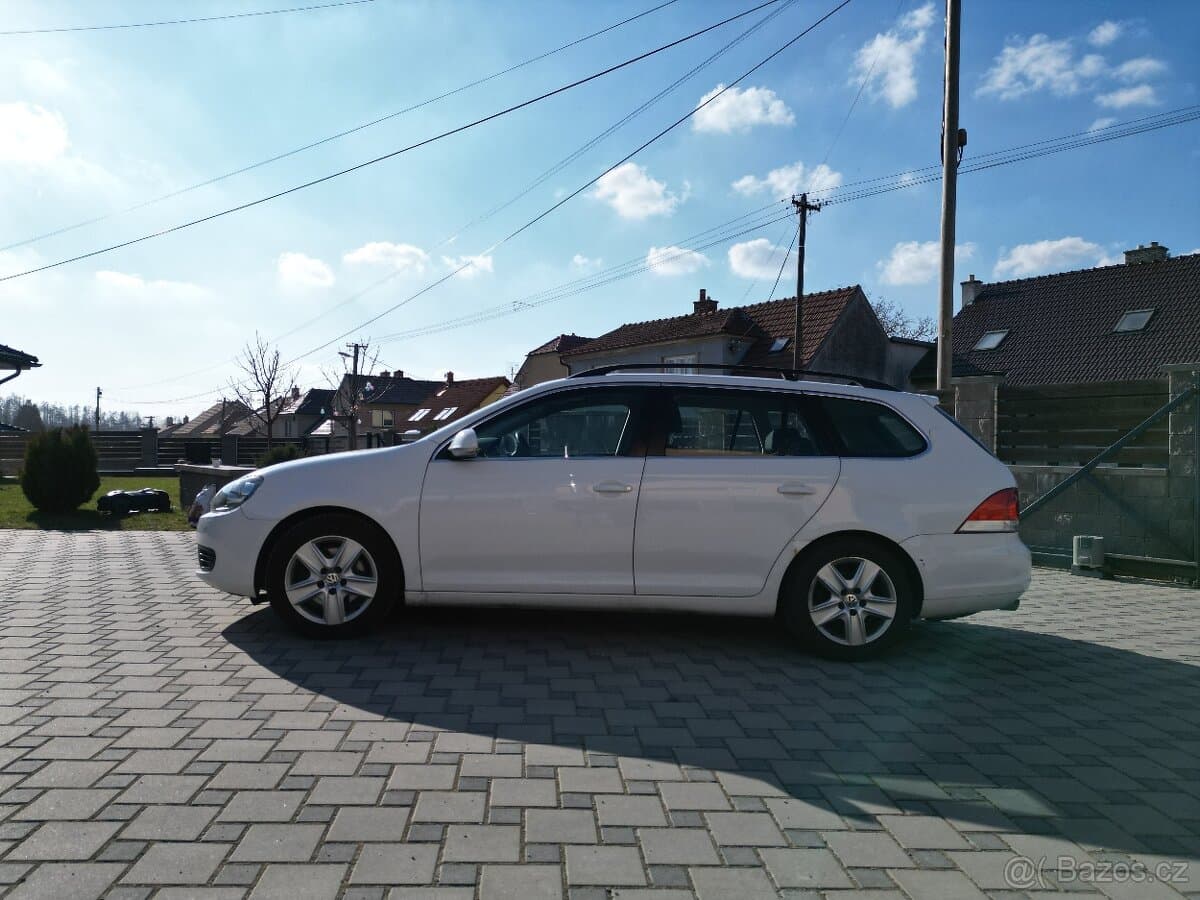 2010 Volkswagen GOLF - 7