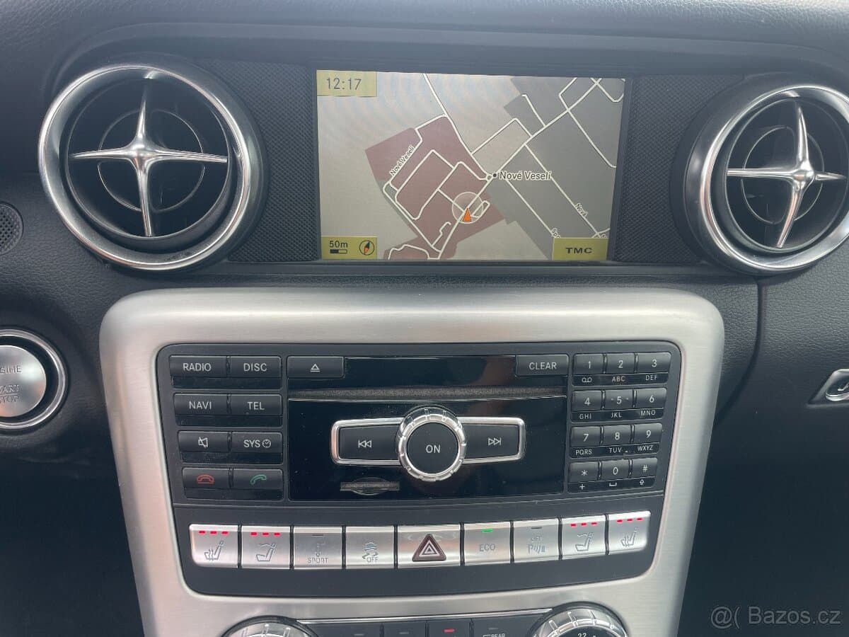2011 Mercedes-Benz SL - 7
