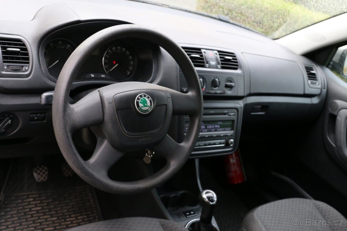 2010 Škoda FABIA - 7