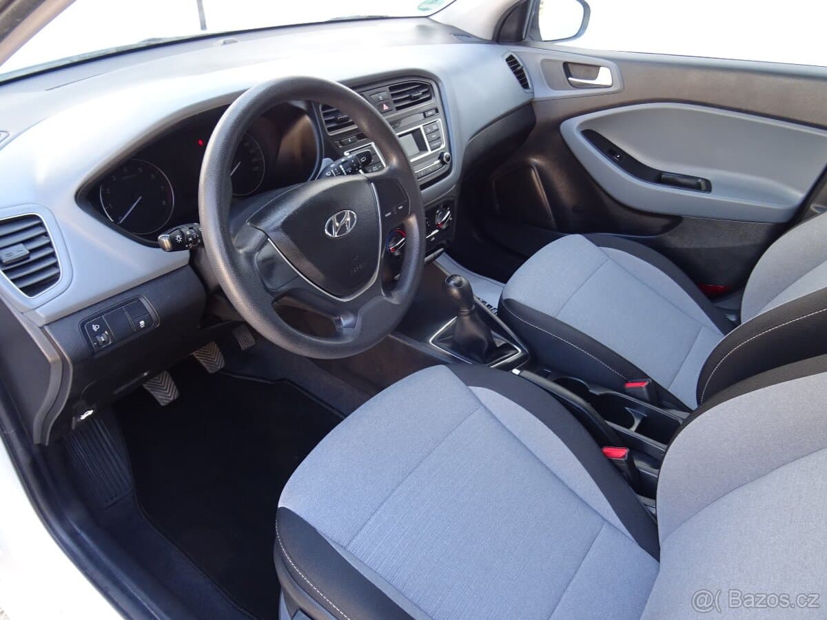 2016 Hyundai i20 - 7