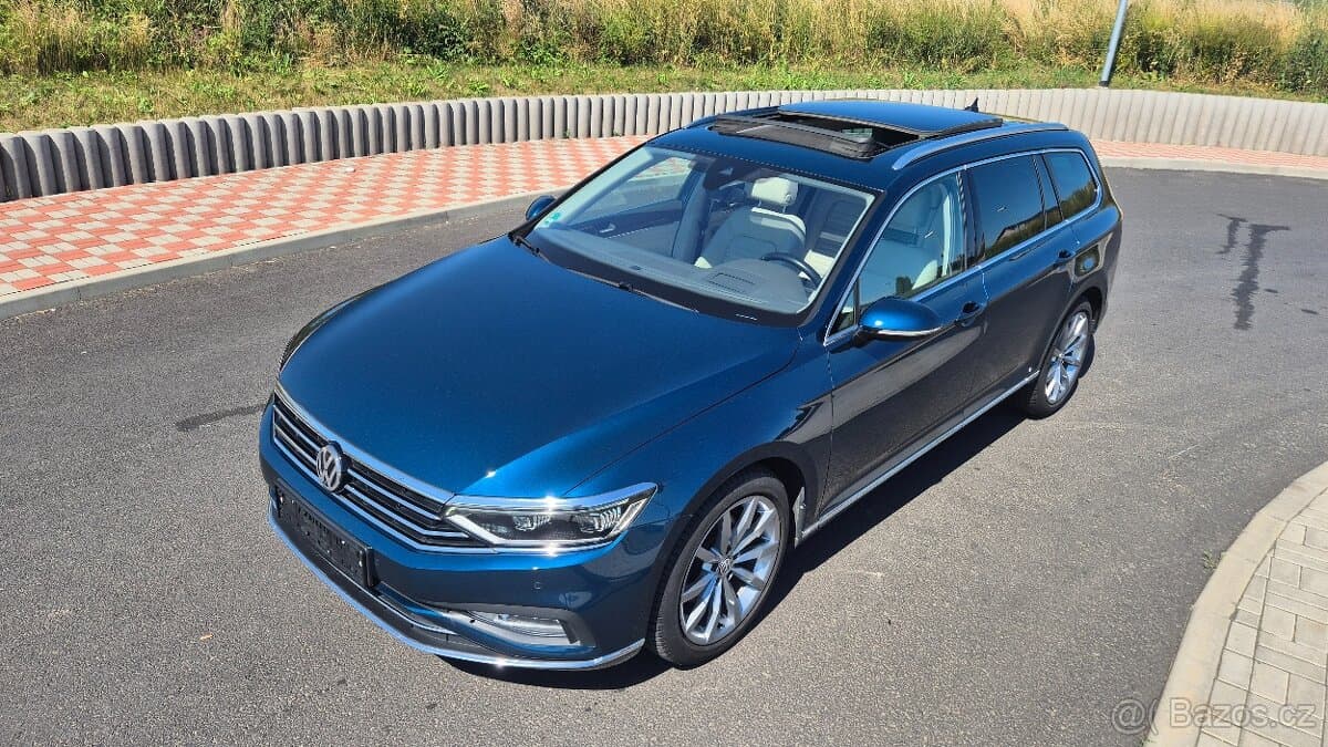 2020 Volkswagen PASSAT - 7