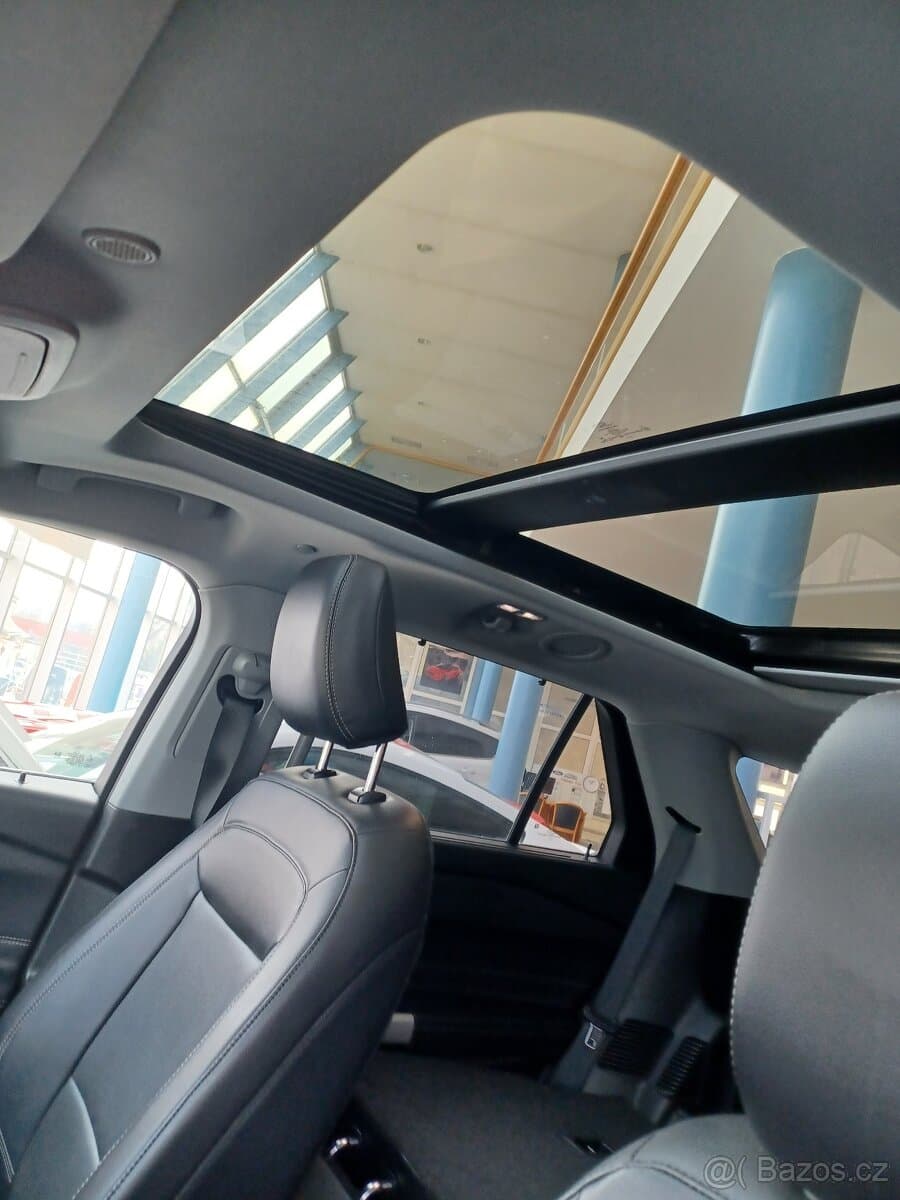 Ford EXPLORER - 7