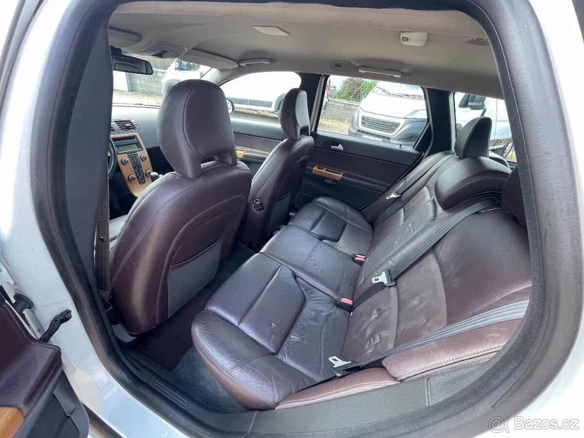 2010 Volvo V50 - 7