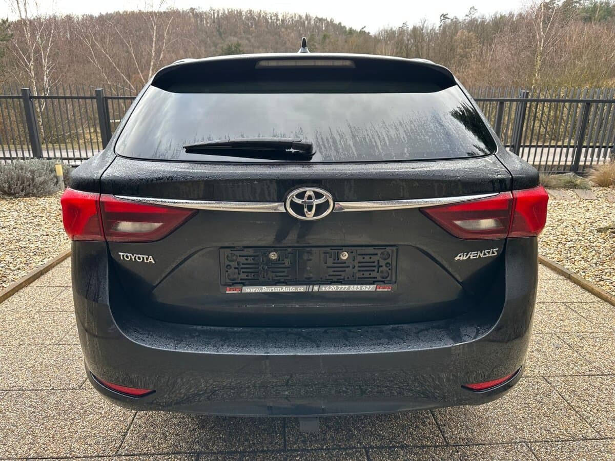 2015 Toyota AVENSIS - 7