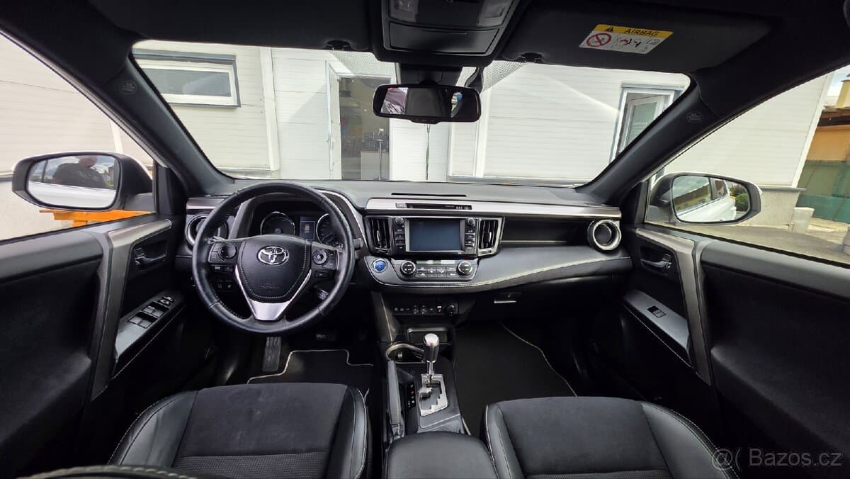2019 Toyota RAV4 - 7
