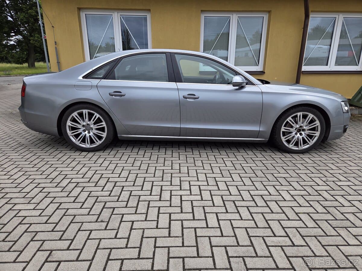 2010 Audi A8 - 7