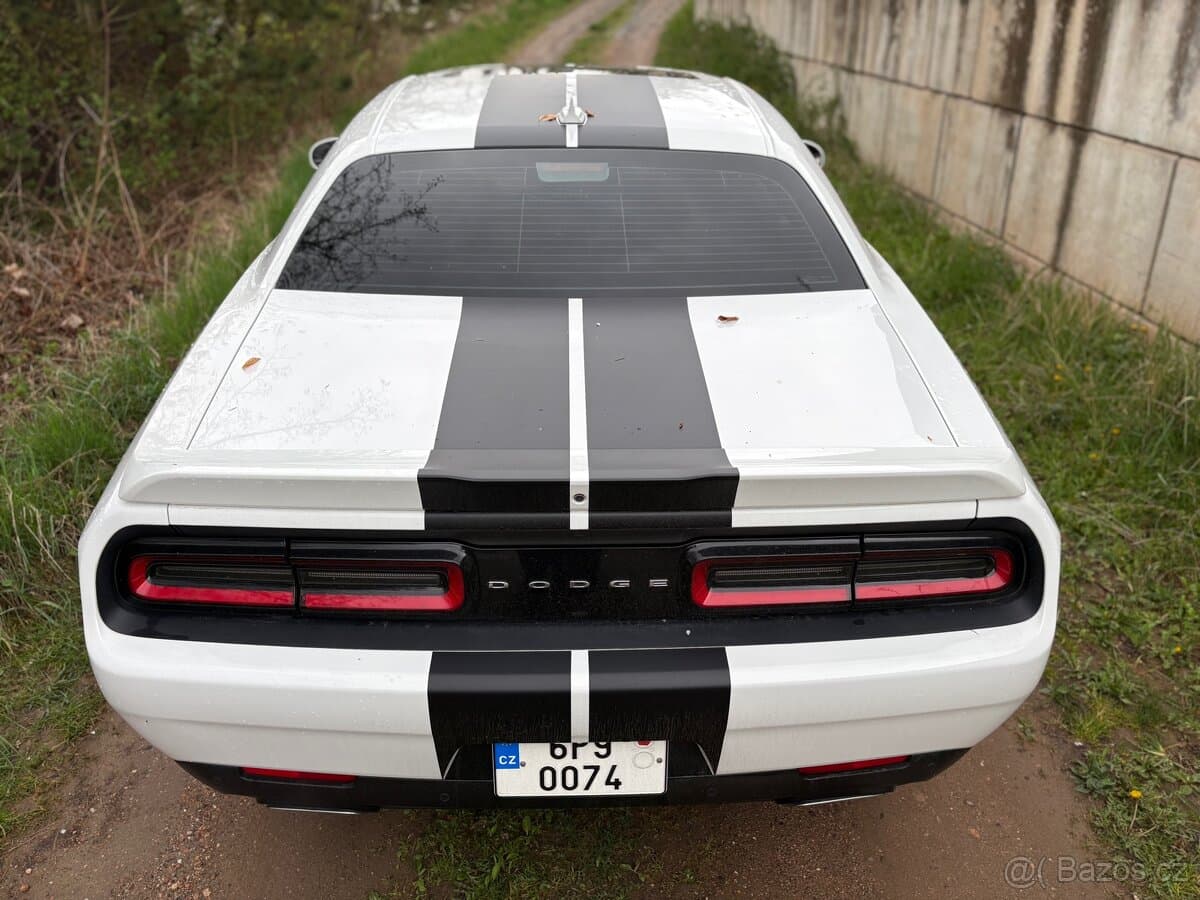 2018 Dodge CHALLENGER - 7