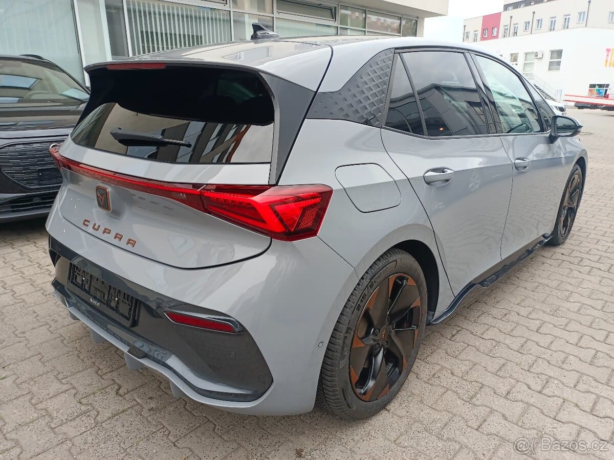 2022 Cupra BORN - 7