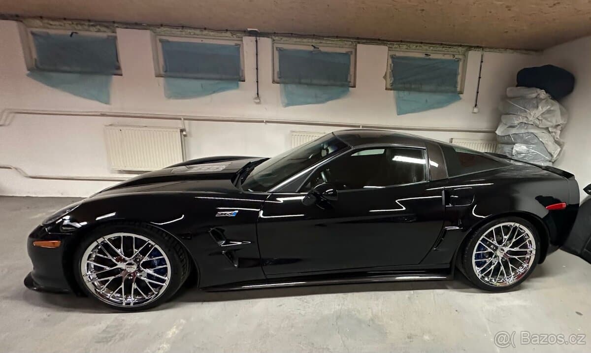 2010 Chevrolet CORVETTE - 7
