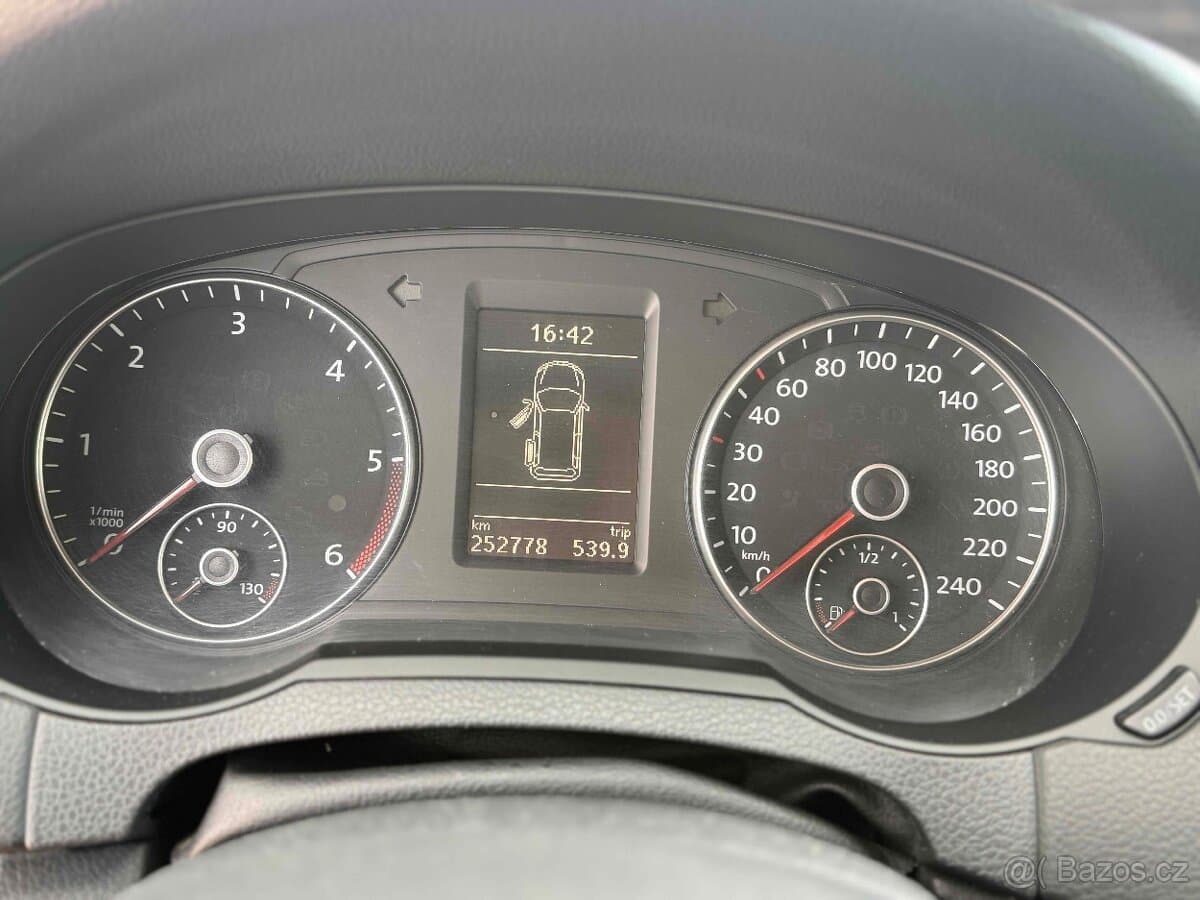Volkswagen SHARAN - 7