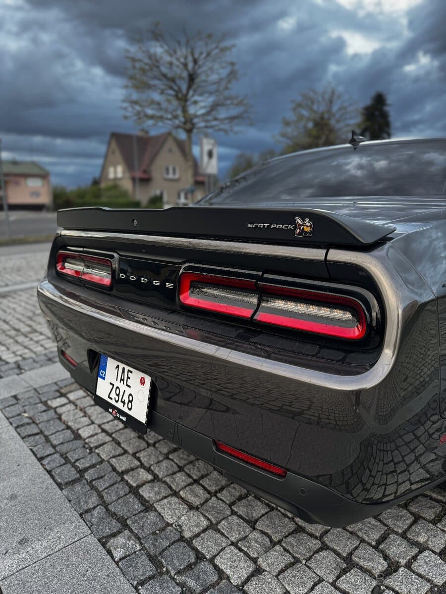 2022 Dodge CHALLENGER - 7